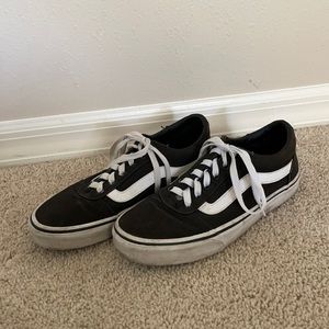 Vans tie up sneakers (Old Skool) barely worn 7.5 women’s